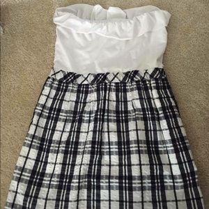 NEW (without tags) Lily Pulitzer dress-size large